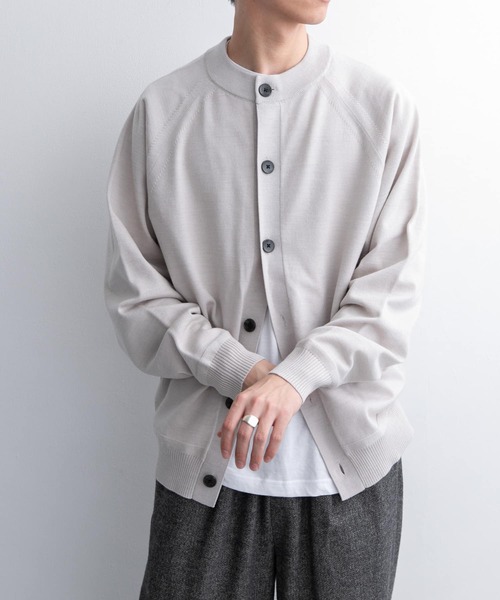 FORK&SPOON(フォークアンドスプーン)の「FORK&SPOON ウーステッドヤーンクルーネックカーディガン(カーディガン/ボレロ・メンズ・オレンジ系その他/ブラック/ライトグレー・4/5)」の4枚目の写真