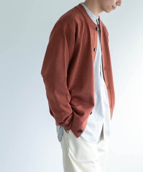 FORK&SPOON(フォークアンドスプーン)の「FORK&SPOON ウーステッドヤーンクルーネックカーディガン(カーディガン/ボレロ・メンズ・オレンジ系その他/ブラック/ライトグレー・4/5)」の14枚目の写真