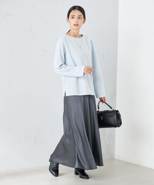 a.v.v（アーヴェヴェ）の「サテンマーメイドフレアスカート（スカート・レディース・アイボリー/チャコールグレー/グリーン・34/36/40/38/42）」の6枚目の写真