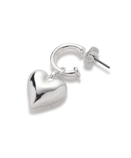 EDIT COLOGNE（エディットコロン）の「ハートピアス（ピアス（両耳用）・レディース・シルバー・ﾌﾘ-）」の3枚目の写真
