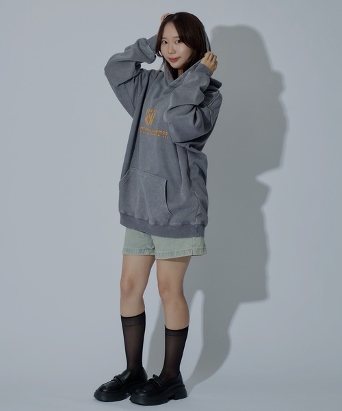 WONDER OF WANDER(ワンダーオブワンダー)の「Front Logo Light Hoodie(パーカー・メンズ・パープル/ブラック/グレー・L/M/XL)」の17枚目の写真