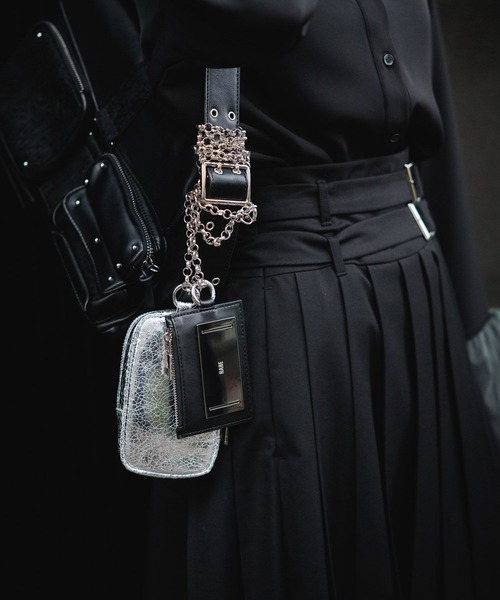 HARE（ハレ）の「プレートデザインパスケース＊ミニポーチ(HARE)（パスケース・レディース・シルバー/ブラック・FREE）」の10枚目の写真