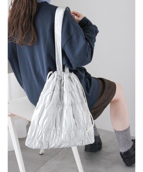 ehka sopo(エヘカソポ)の「シャーリングトートバッグ(ハンドバッグ・レディース・ブラック/オフホワイト/ピンク・F)」の12枚目の写真