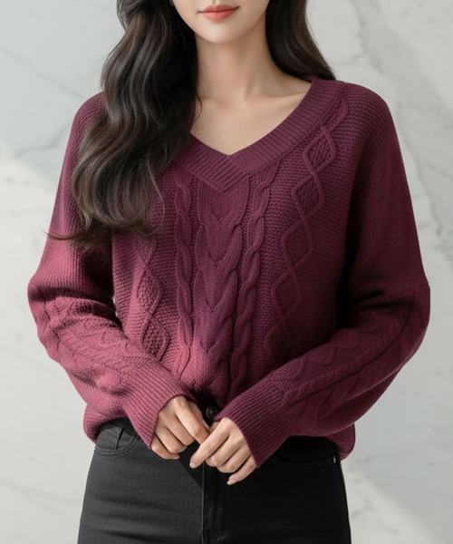 Julia Boutique（ジュリアブティック）の「選べるVネック・タートルネック ケーブルニットトップス・セーター（ニット/セーター・レディース・ブラック系1/ブラック系2/ホワイト系1/ホワイト系2/グレー系1/グレー系2/カーキ系1/カーキ系2/パープル系1/パープル系2/ブルー系1/ブルー系2/ベージュ系1/ベージュ系2/ワイン系1/ワイン系2・ONE）」の15枚目の写真