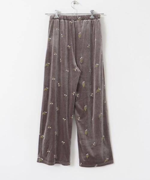 URBAN RESEARCH DOORS（アーバンリサーチドアーズ）の「刺繍ベロアイージーパンツ（その他パンツ・レディース・ブラウン/ブラック・MEDIUM）」の19枚目の写真