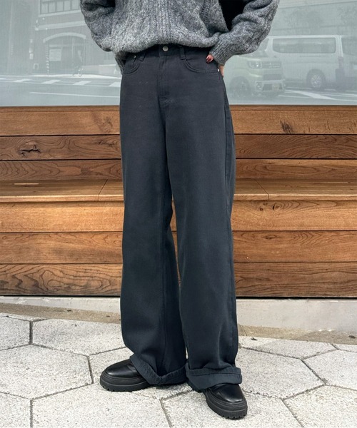 LE MORE(リモア)の「ルーズワイドカラーパンツ(デニムパンツ・レディース・チャコール/アイボリー・FREE)」の2枚目の写真
