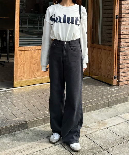 LE MORE(リモア)の「ルーズワイドカラーパンツ(デニムパンツ・レディース・チャコール/アイボリー・FREE)」の22枚目の写真