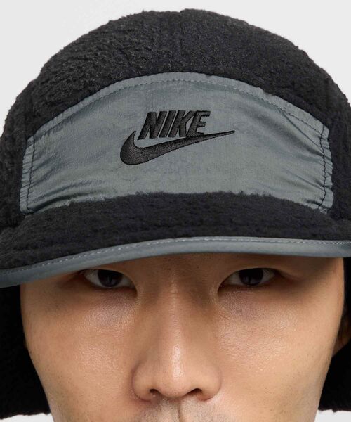 NIKE(ナイキ)の「ナイキ フライ アンストラクチャード アウトドア キャップ / Nike Fly Unstructured Outdoor Cap FZ2111-010 Black(キャップ・メンズ・ブラック・S/M/M/L/L/XL)」の20枚目の写真