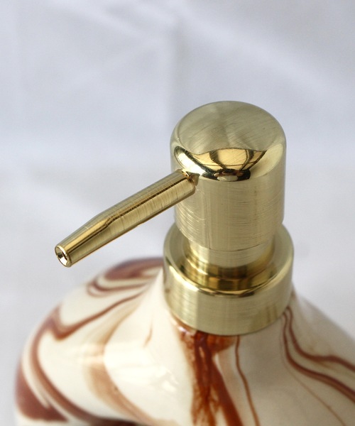 a.depeche（アデペシュ）の「【a.depeche/アデペシュ】ソープディスペンサー　eclat soap dispenser strata　おしゃれなギフトに最適！（インテリア雑貨・レディース・オレンジ・FREE）」の5枚目の写真