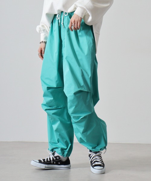 FUNALIVE(ファンアライブ)の「T/TWILL Extra thick color snow pants / 極太カラースノーパンツ unisex(その他パンツ・メンズ・ブラック/オレンジ/ロイヤルブルー/ライトグリーン・M/L)」の14枚目の写真