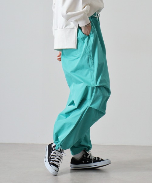 FUNALIVE(ファンアライブ)の「T/TWILL Extra thick color snow pants / 極太カラースノーパンツ unisex(その他パンツ・メンズ・ブラック/オレンジ/ロイヤルブルー/ライトグリーン・M/L)」の15枚目の写真