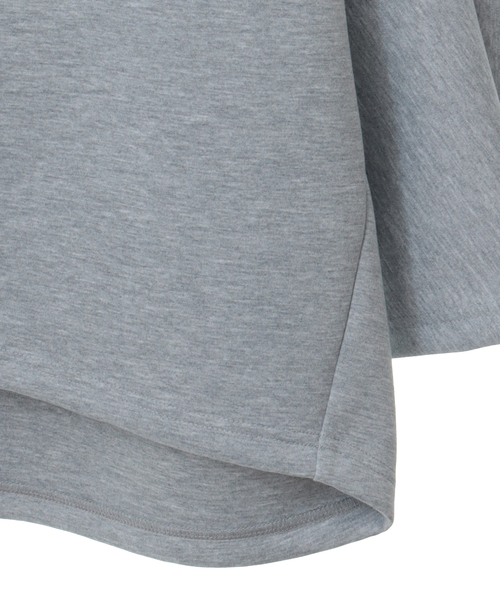 Tiara（ティアラ）の「ビッグボタンドルマンスウェット（Tシャツ/カットソー・レディース・ホワイト/ブラック/杢グレー・FREE）」の5枚目の写真