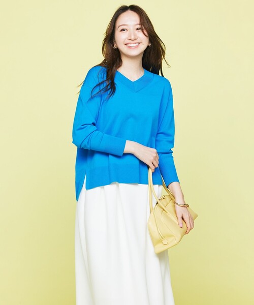 UNFILO(アンフィーロ)の「BEAUTY FORM JERSEY コクーン スカート(スカート・レディース・ベージュ系/ホワイト系/ネイビー系・LARGE/MEDIUM/SMALL/X-SMALL)」の4枚目の写真
