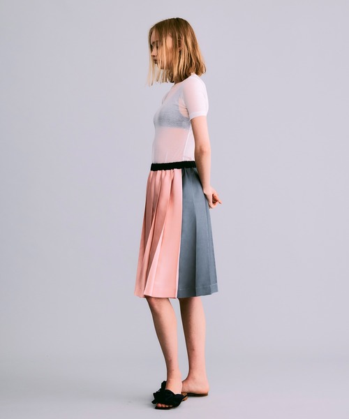 NOISE MAKER（ノイズメーカー）の「バイカラープリーツスカート【MADE IN JAPAN】（スカート・レディース・ブラウン系/ネイビー系/ピンク系・38/36）」の21枚目の写真