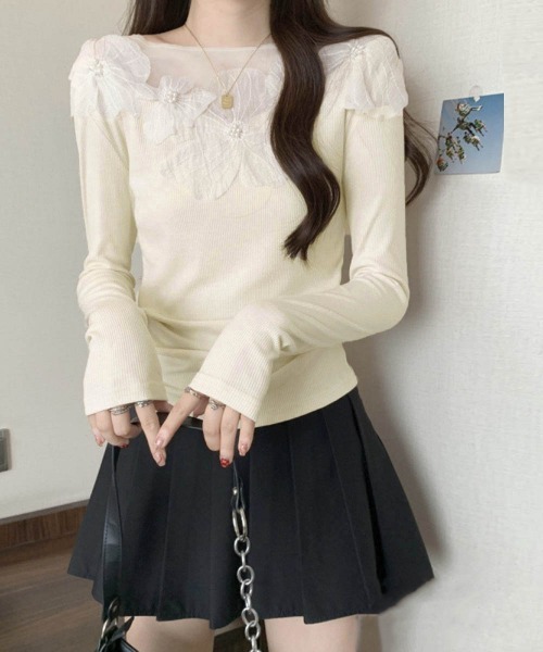 Miniministore(ミニミニストア)の「花柄装飾 長袖 リブトップス 韓国風(Tシャツ/カットソー・レディース・ブラック/アイボリー・FREE)」の6枚目の写真