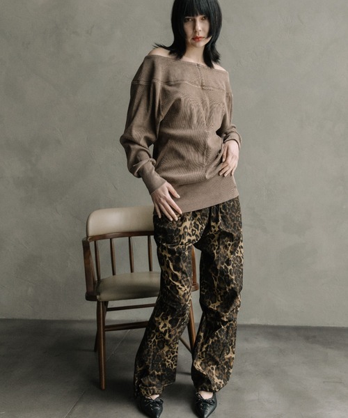 FOREVER 21(フォーエバー トゥエンティーワン)の「【2025SS】ナイロンニータックパンツ(その他パンツ・レディース・グレー/レオパード/ブラック・FREE)」の5枚目の写真