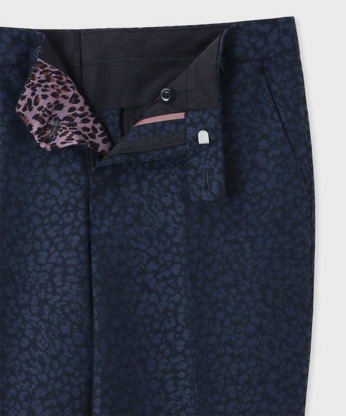 Paul Smith（ポールスミス）の「"Leopard" ノータック トラウザーズ / 153153 925N（スラックス・メンズ・ネイビー・SMALL/MEDIUM/X-LARGE/LARGE）」の2枚目の写真
