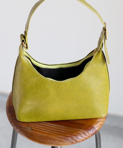 cepo（セポ）の「フェイクレザーワンハンドルショルダーバッグ（ショルダーバッグ・レディース・ブラック/キャメル/カーキ・FREE）」の22枚目の写真