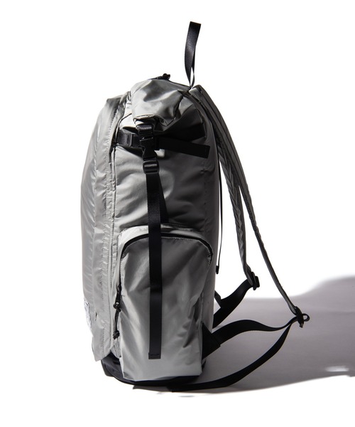glamb（グラム）の「TIME TRAVELER LSS Backpack (GEAR 014) / タイムトラベラーエルエスエスバックパック（バックパック/リュック・メンズ・グレー/ブラック・FREE）」の4枚目の写真