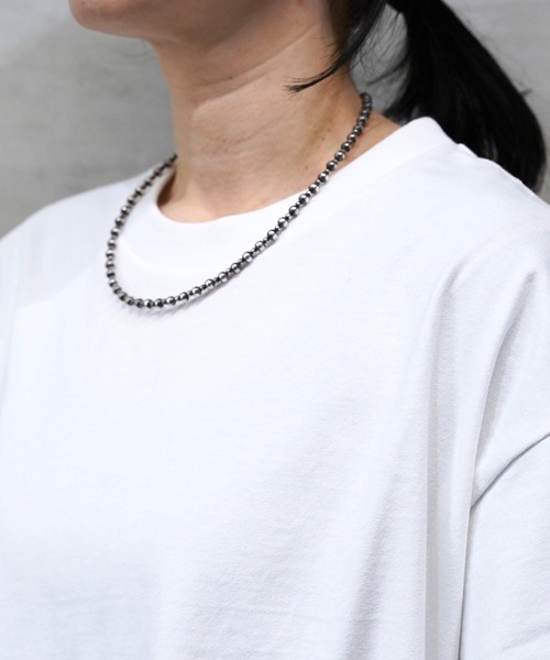 ERICKA NICOLAS BEGAY（エリッカ ニコラス ビゲイ）の「【ERICKA NICOLAS BEGAY】 NAVAJO PEARL NECKLACE / 3×5-45（ネックレス・メンズ・シルバー系1/シルバー系2・45）」の2枚目の写真