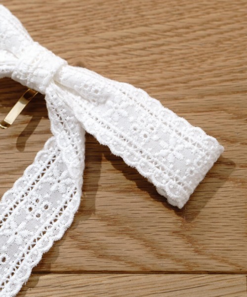 flower（フラワー）の「レーシーリボンピン（ヘアピン・レディース・ホワイト・FREE）」の3枚目の写真