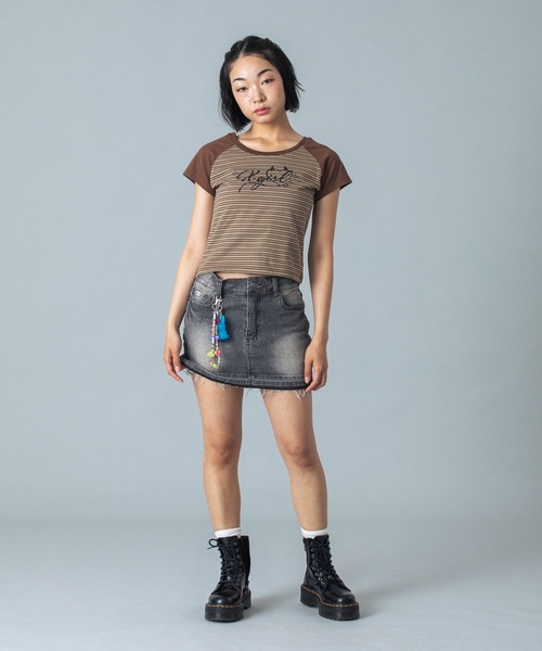 X-girl(エックスガール)の「STRIPED RAGLAN BABY TEE(Tシャツ/カットソー・レディース・ホワイト/ブラウン/ピンク・S/M)」の13枚目の写真