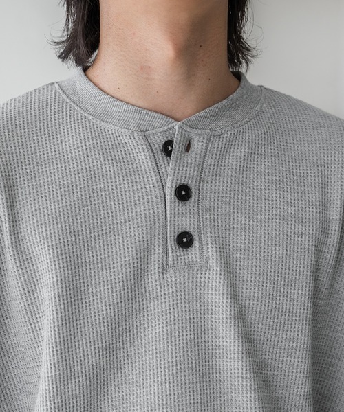 epnok（エプノック）の「ワッフルヘンリーネックTee（Tシャツ/カットソー・メンズ・グレー/ブラック・SMALL/MEDIUM/LARGE）」の14枚目の写真