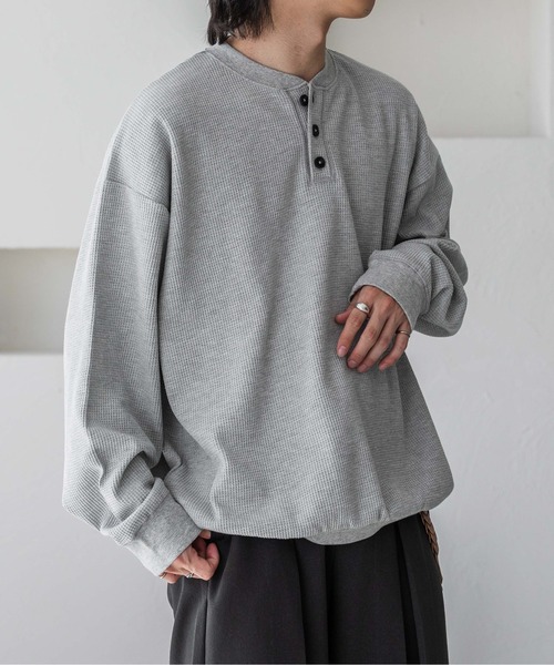 epnok（エプノック）の「ワッフルヘンリーネックTee（Tシャツ/カットソー・メンズ・グレー/ブラック・SMALL/MEDIUM/LARGE）」の7枚目の写真