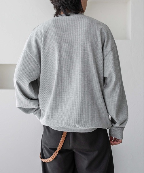 epnok（エプノック）の「ワッフルヘンリーネックTee（Tシャツ/カットソー・メンズ・グレー/ブラック・SMALL/MEDIUM/LARGE）」の8枚目の写真