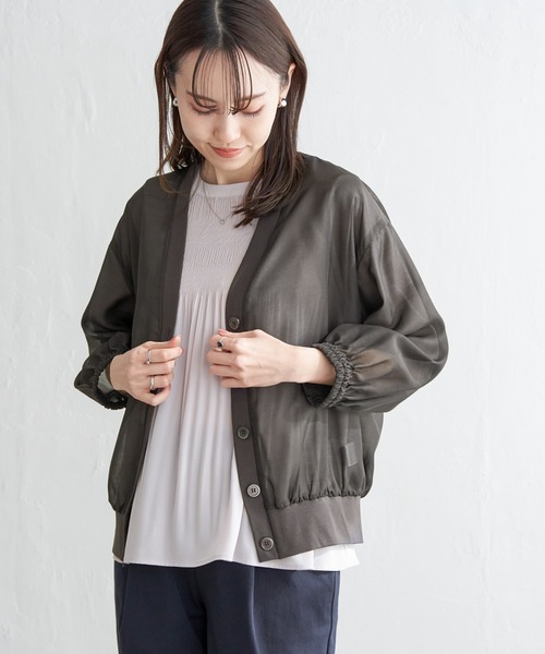 ikka（イッカ）の「【雑誌InRed6月号掲載】シアーカーデブルゾン（ブルゾン・レディース・ダークベージュ/チャコールグレー・M/L/S）」の11枚目の写真