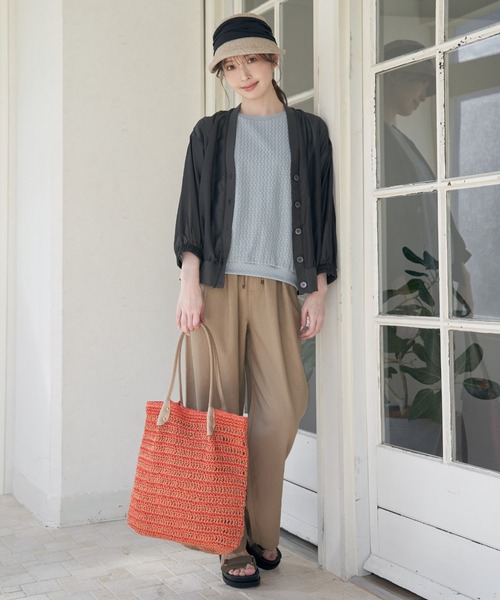 ikka（イッカ）の「【雑誌InRed6月号掲載】シアーカーデブルゾン（ブルゾン・レディース・ダークベージュ/チャコールグレー・M/L/S）」の3枚目の写真