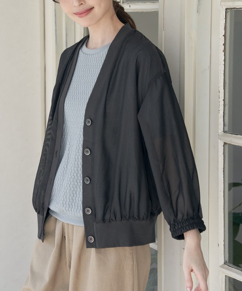 ikka（イッカ）の「【雑誌InRed6月号掲載】シアーカーデブルゾン（ブルゾン・レディース・ダークベージュ/チャコールグレー・M/L/S）」の7枚目の写真