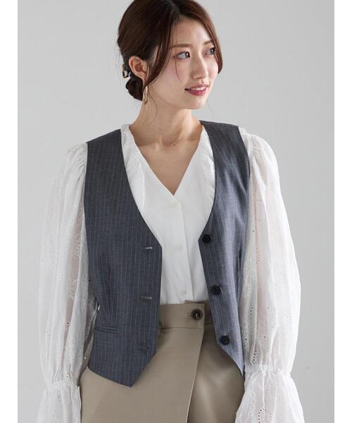 Te chichi(テチチ)の「【宮本茉由着用】ストライプショートベスト《2025spring catalog item》(シャツ/ブラウス・レディース・ネイビー/グレー・F)」の1枚目の写真