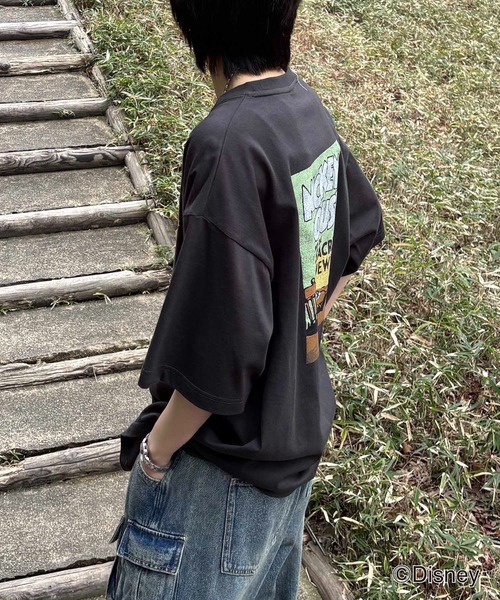 Disney(ディズニー)の「Disney ヴィンテージライクプリント ミッキー / ドナルド / グーフィー リンガー半袖Tシャツ メンズ レディース(Tシャツ/カットソー・メンズ・ブラック系その他2/ブラウン系その他/グリーン/ホワイト系その他4/ホワイト系その他3/ホワイト系その他2/パープル系その他3/ブルー系その他4/ホワイト/チャコールグレー/ネイビー系2/アイボリー系/グレー系/ブラック系その他4/ブラック系その他3・L/M)」の21枚目の写真