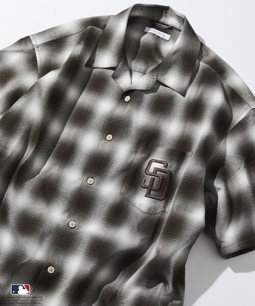 MLB（メジャーリーグベースボール）の「FREAK’S STORE/フリークスストア MLB ショートスリーブ チェックシャツ（シャツ/ブラウス・メンズ・ブラウン/ブラック/グレー・LARGE/MEDIUM）」の11枚目の写真