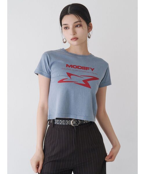 MURUA（ムルーア）の「シャープモチーフクロップドTシャツ（Tシャツ/カットソー・レディース・ホワイト/イエロー/ネイビー/ブラック/ブルー・FREE）」の8枚目の写真