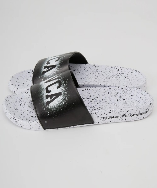 RVCA（ルーカ）の「RVCA メンズ IVY STANCIL SHOWER SANDAL ファッションサンダル 【2025年春夏モデル】/ルーカスライドサンダル・シャワサン(シャワーサンダル）（サンダル・メンズ・ブラック/ホワイト・10/9/8）」の3枚目の写真