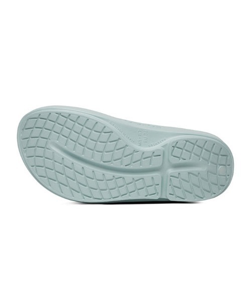 OOFOS(ウーフォス)の「OOFOS OOriginal-Mist 2000010154251(サンダル・レディース・ライトブルー・24㎝/25㎝/23㎝)」の7枚目の写真