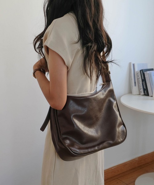 Miniministore（ミニミニストア）の「ショルダーバッグ 斜めがけ 大容量バッグ（ショルダーバッグ・レディース・ブラウン/ブラック・FREE）」の10枚目の写真