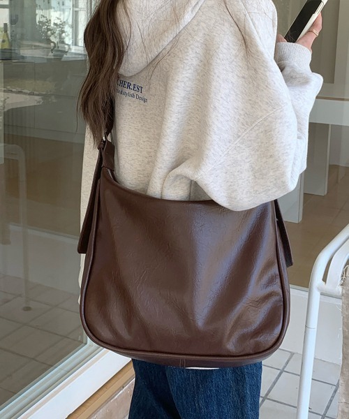 Miniministore（ミニミニストア）の「ショルダーバッグ 斜めがけ 大容量バッグ（ショルダーバッグ・レディース・ブラウン/ブラック・FREE）」の12枚目の写真
