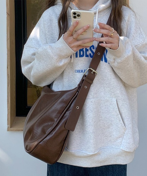Miniministore（ミニミニストア）の「ショルダーバッグ 斜めがけ 大容量バッグ（ショルダーバッグ・レディース・ブラウン/ブラック・FREE）」の13枚目の写真