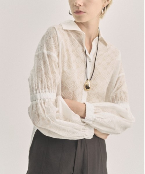 Muel Chic(ミュエルシック)の「Murray shirt マレーシャツ(シャツ/ブラウス・レディース・ラベンダー/ホワイト/ブラック・FREE)」の9枚目の写真