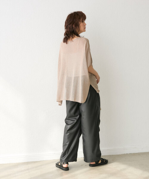 RIVE DROITE（リヴドロワ）の「【上品な光沢感/接触冷感】グロッシーパラシュートパンツ（その他パンツ・レディース・ブラック/カーキ/ライトベージュ・38/36）」の17枚目の写真