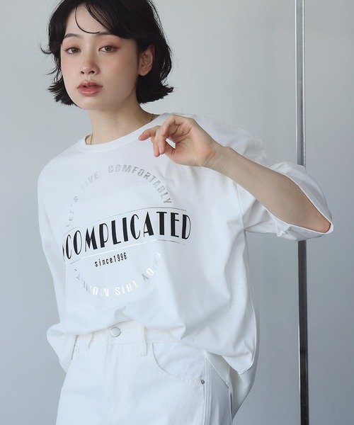 Ampirula(アンピルーラ)の「箔プリントオーバーサイズTシャツ(Tシャツ/カットソー・レディース・ホワイト/ブラック・FREE)」の12枚目の写真