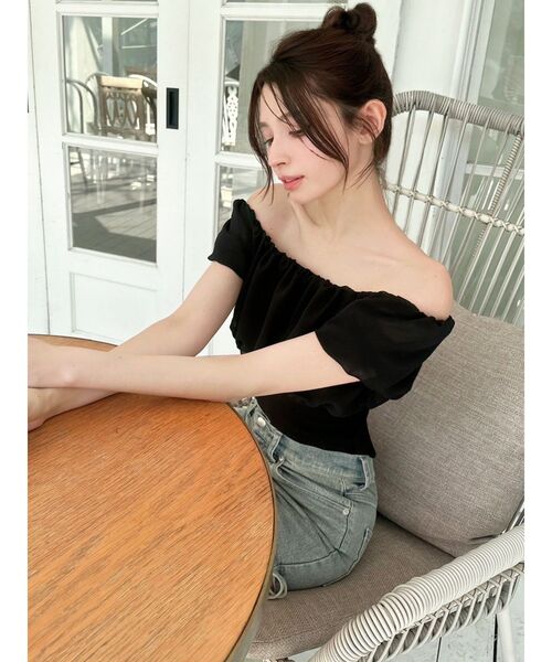 RESEXXY（リゼクシー）の「シアードッキングオフショルトップス（Tシャツ/カットソー・レディース・ホワイト/その他1/ブラック・FREE）」の20枚目の写真