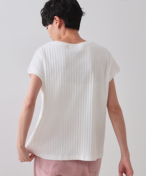 OPAQUE.CLIP(オペークドットクリップ)の「◆ワイドリブフレンチTシャツ【洗濯機洗い可】(Tシャツ/カットソー・レディース・ダークブラウン/ホワイト/ベビーピンク・40/38/42)」の4枚目の写真