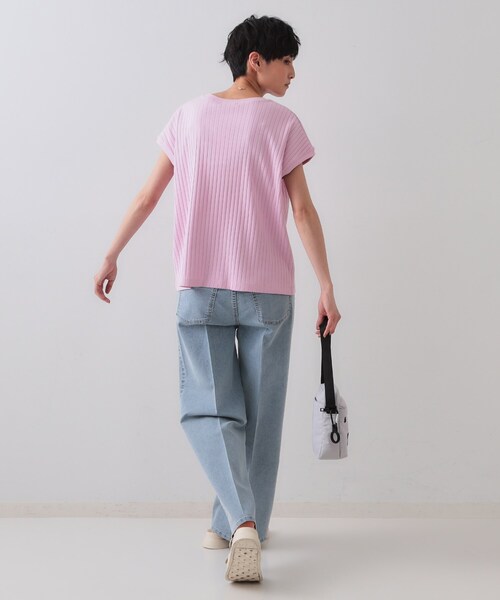 OPAQUE.CLIP(オペークドットクリップ)の「◆ワイドリブフレンチTシャツ【洗濯機洗い可】(Tシャツ/カットソー・レディース・ダークブラウン/ホワイト/ベビーピンク・40/38/42)」の14枚目の写真