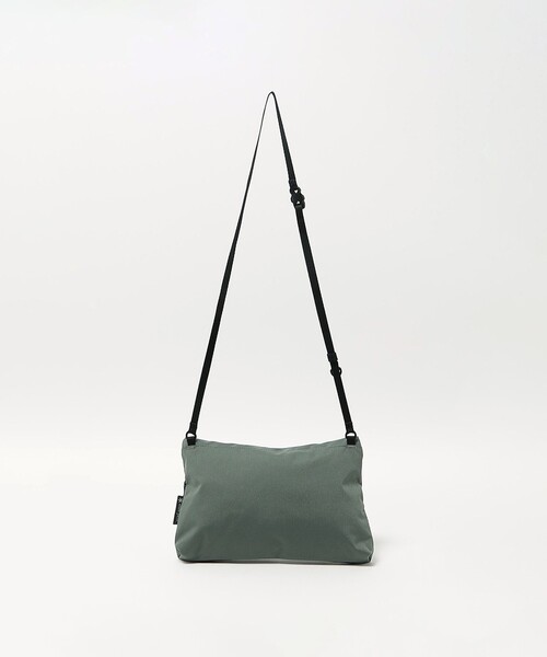 green label relaxing(グリーンレーベルリラクシング)の「<snow peak>Everyday Use サコッシュ(ショルダーバッグ・メンズ・グレー系/ブラック・FREE)」の6枚目の写真