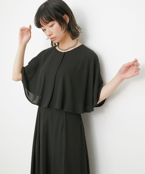 Neina(ネイナ)の「【喪服・礼服】日本製生地使用 洗える防しわ前開きケープ風ワンピース<大きいサイズ有>〔Neina〕(スーツセット・レディース・ブラック・M/L/LL/3L/4L/5L)」の7枚目の写真