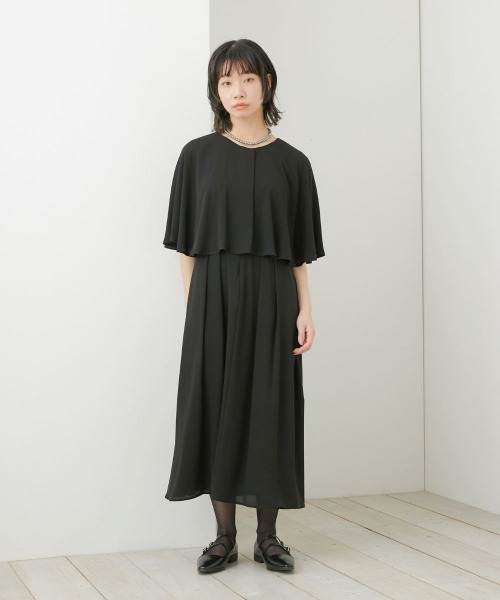 Neina(ネイナ)の「【喪服・礼服】日本製生地使用 洗える防しわ前開きケープ風ワンピース<大きいサイズ有>〔Neina〕(スーツセット・レディース・ブラック・M/L/LL/3L/4L/5L)」の9枚目の写真